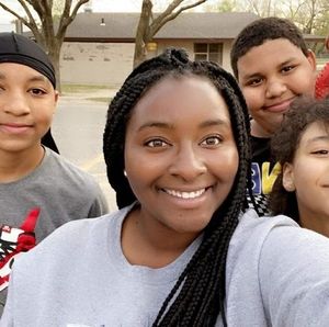 Meet your Posher, Cecil